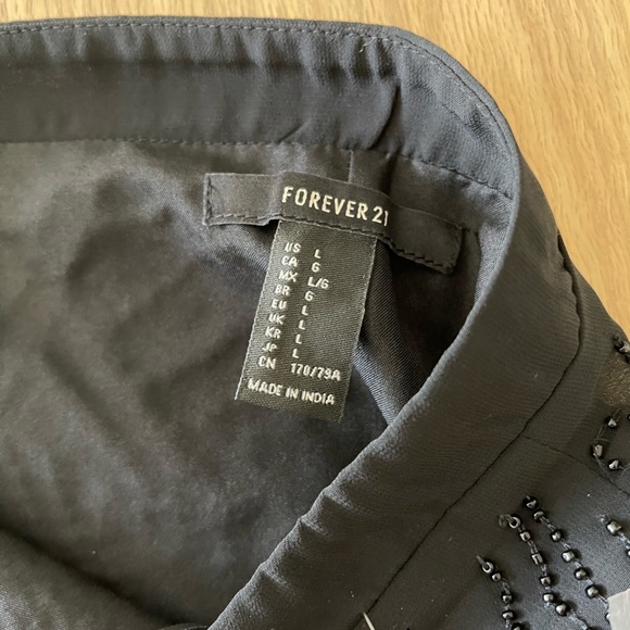 Forever 21| Black Fully Beaded Mini Skirt, Size Large—Lined••• - Picture 11 of 14